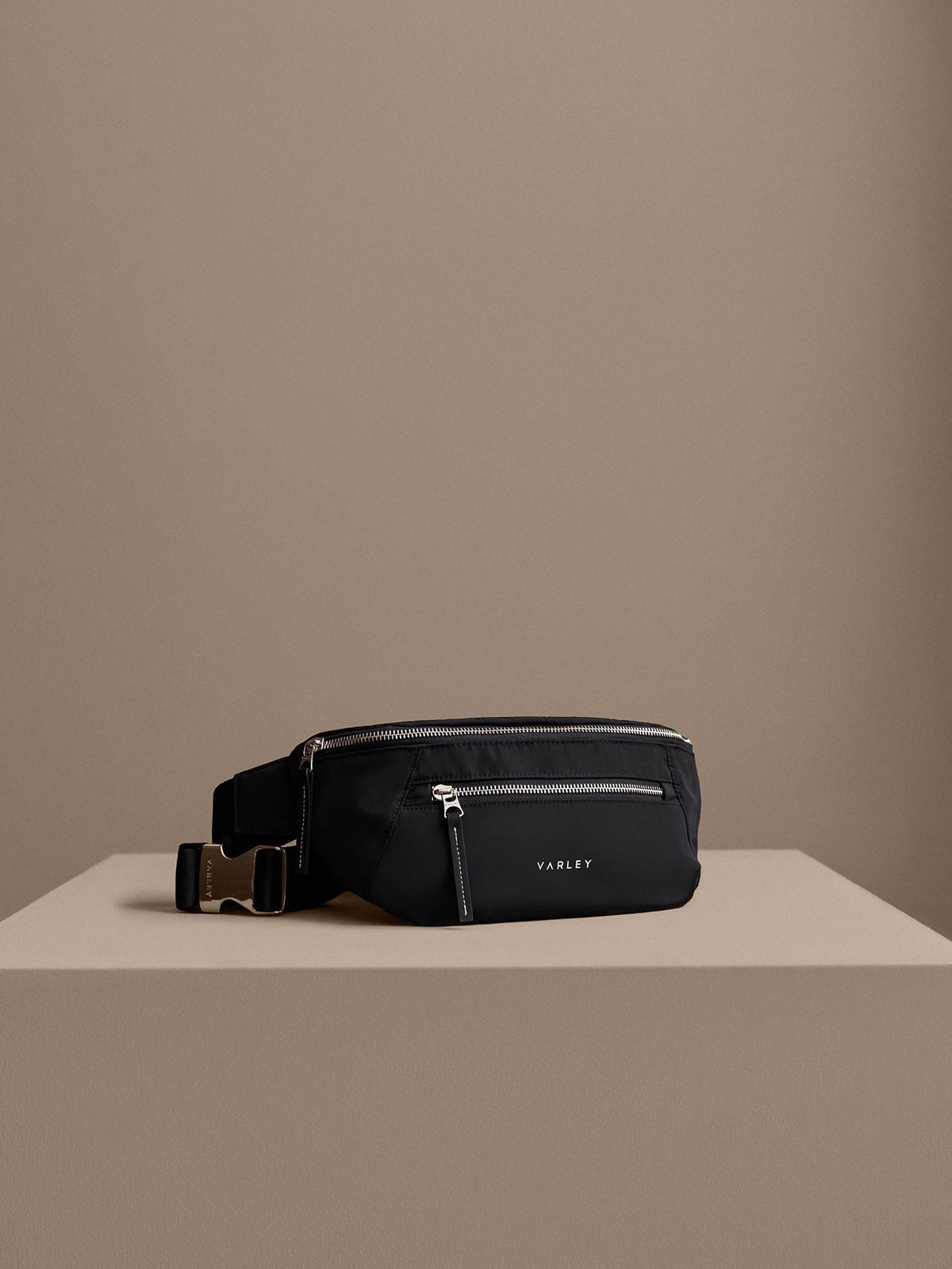 Young Ideas/Henmores - Lasson Belt Bag - Black - OS