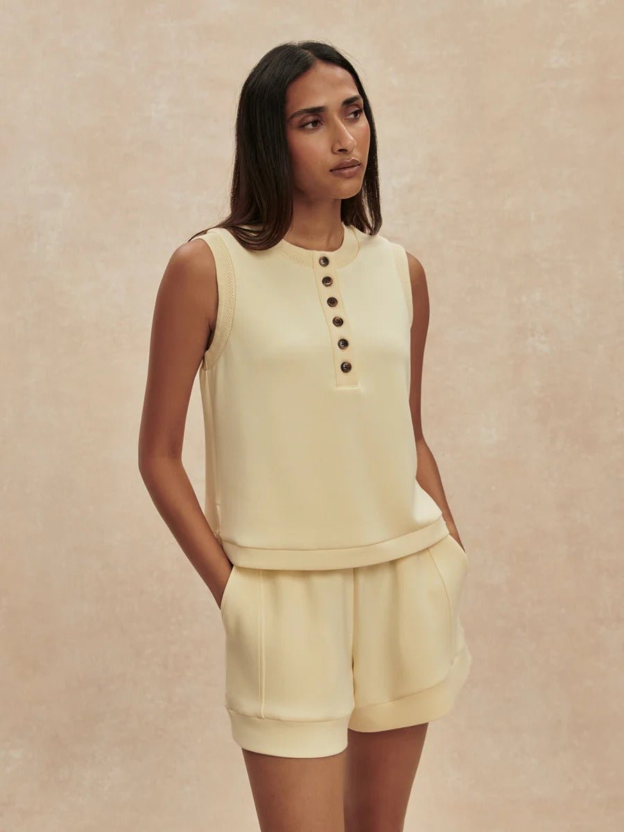 Young Ideas & Henmores -Maria Button Placket Sleevless Tank -Anise Flower -XS
