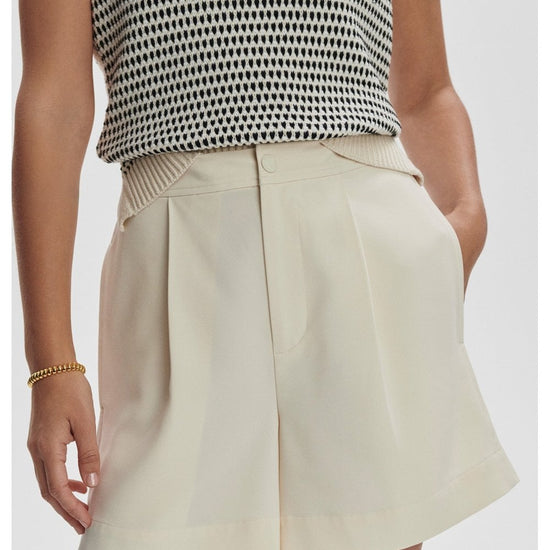 Young Ideas/Henmores - Mariya Easy Pleat Short - Ash Rose - XS