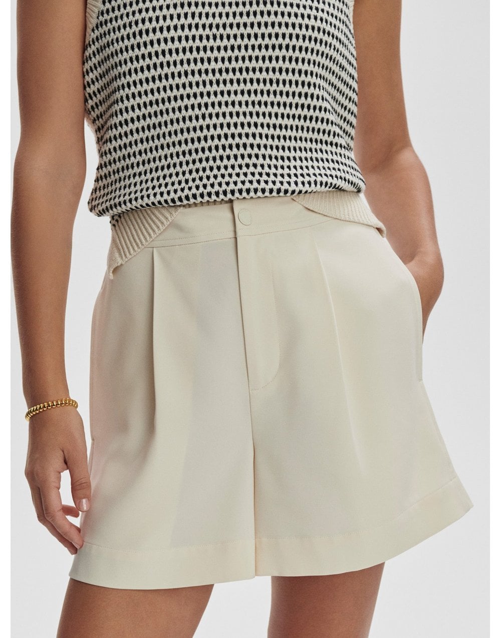 Young Ideas/Henmores - Mariya Easy Pleat Short - Ash Rose - XS