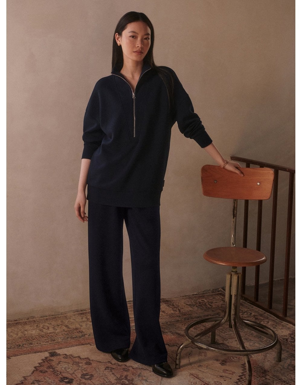 Young Ideas/Henmores - Masie Longline Sweat - Navy - XS