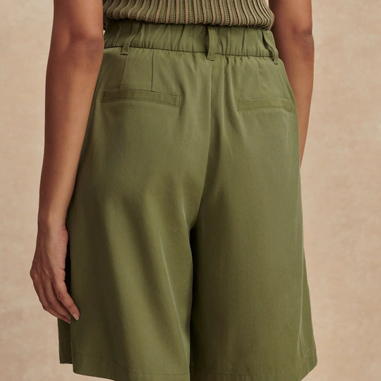 Young Ideas & Henmores - Phelan Long Short - Olivine - XS