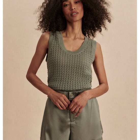 Young Ideas/Henmores - Sarka High Rise Shorts - Gravity Sage - XS