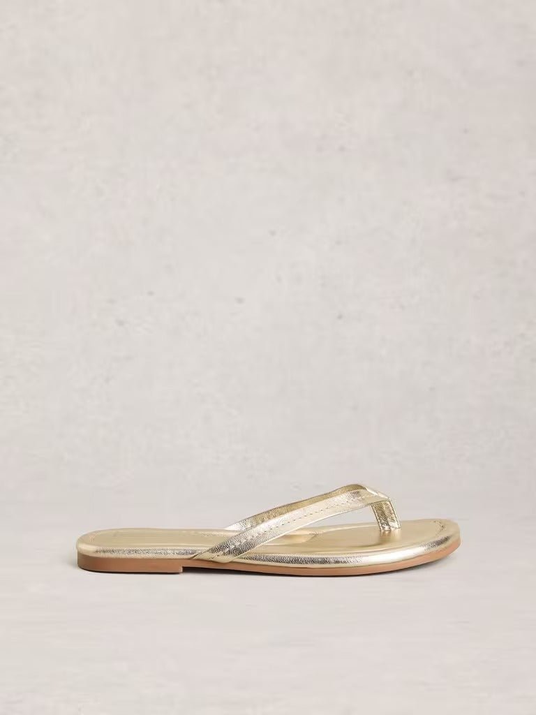 Young Ideas & Henmores - Bay Sandal - Gold - 4