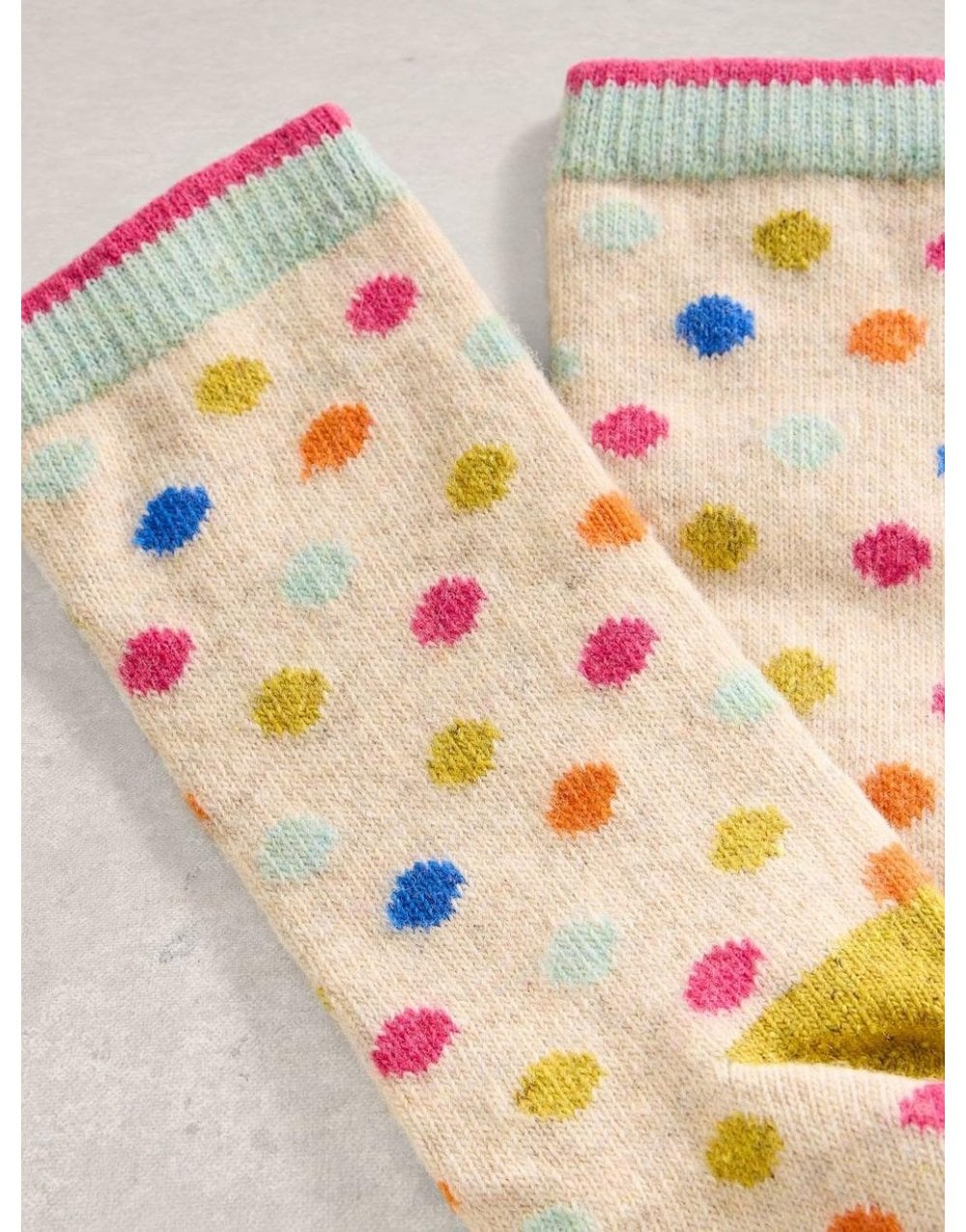 Young Ideas/Henmores - Cosy Womens Sock In A Box - Natural Multi - OS