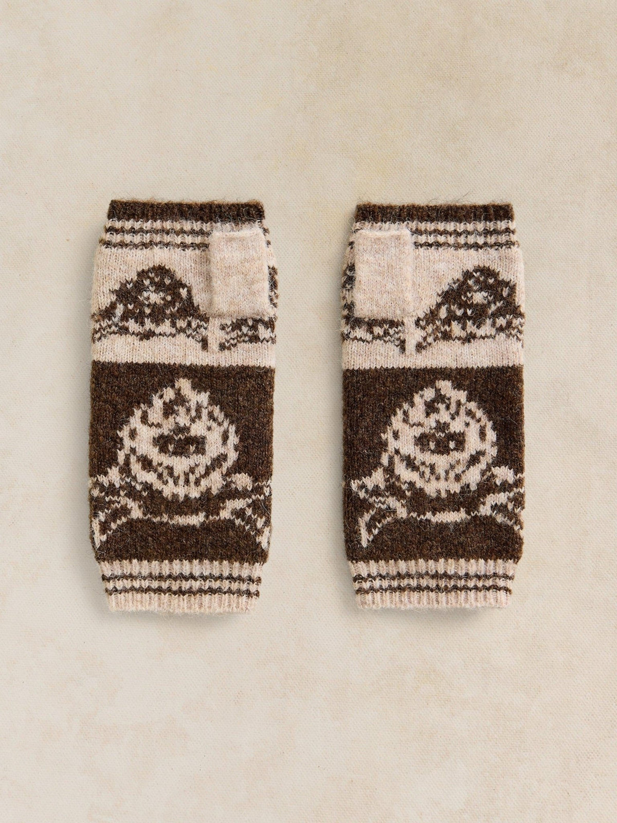 Young Ideas & Henmores -Cow Jacquard Fingerless Gloves -Natural Multi -OS