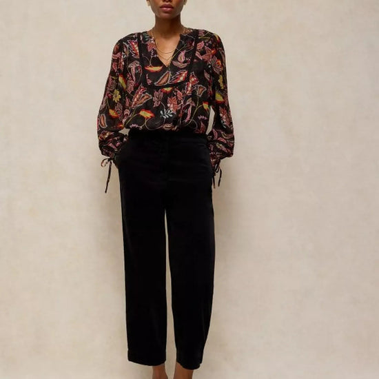 Young Ideas & Henmores -Eleanor Poet Top -Black Multi -8