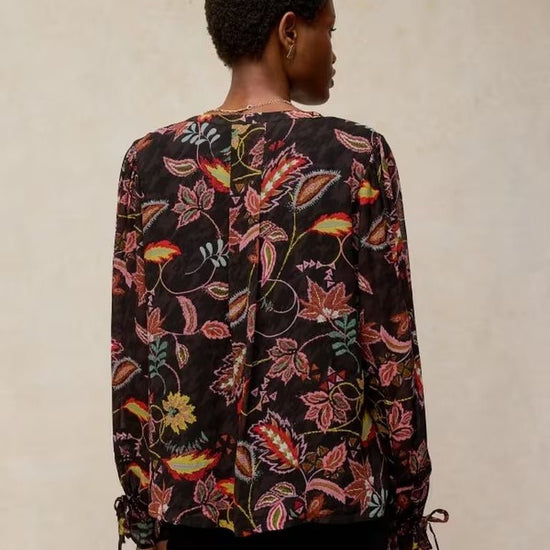Young Ideas & Henmores -Eleanor Poet Top -Black Multi -8