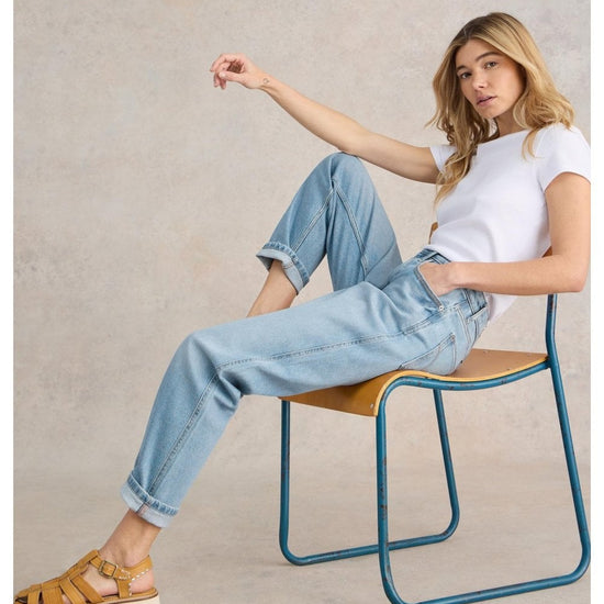 Young Ideas/Henmores - Freya Weekend Jean - Light Denim - 10/R