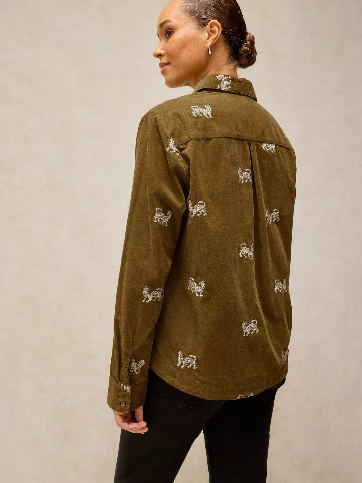 Young Ideas & Henmores -Libby Embroidered Cord Shirt -Khaki Green -8