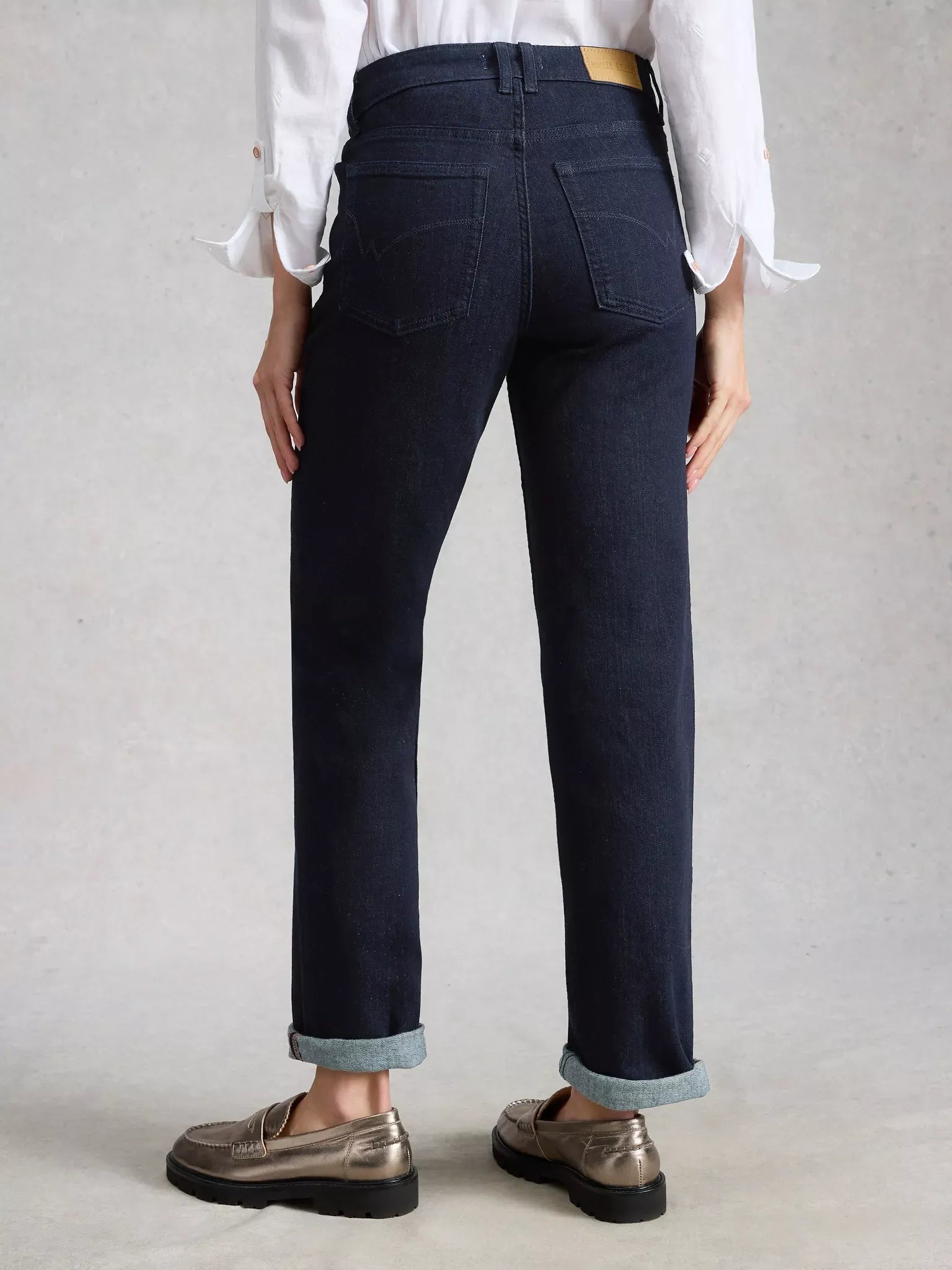 Young Ideas & Henmores -Taylor Straight Jean -Dark Denim -10R