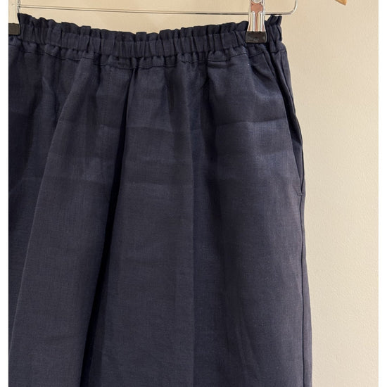 Young Ideas/Henmores - Linen Elasticated Waist Shorts - 0001 Black - 8
