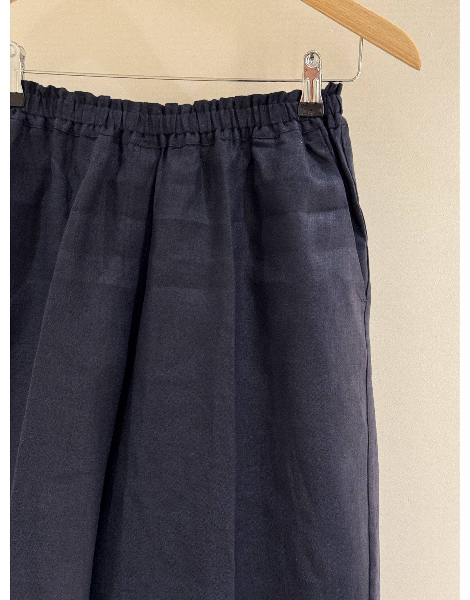 Young Ideas/Henmores - Linen Elasticated Waist Shorts - 0001 Black - 8
