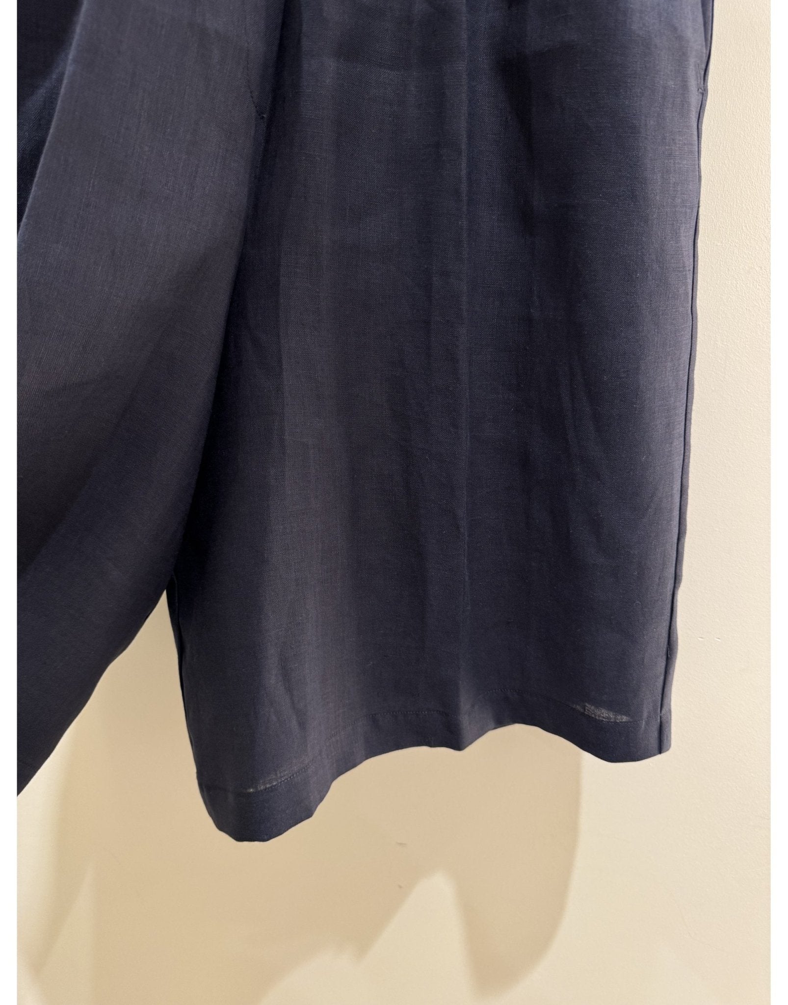 Young Ideas/Henmores - Linen Elasticated Waist Shorts - 0001 Black - 8