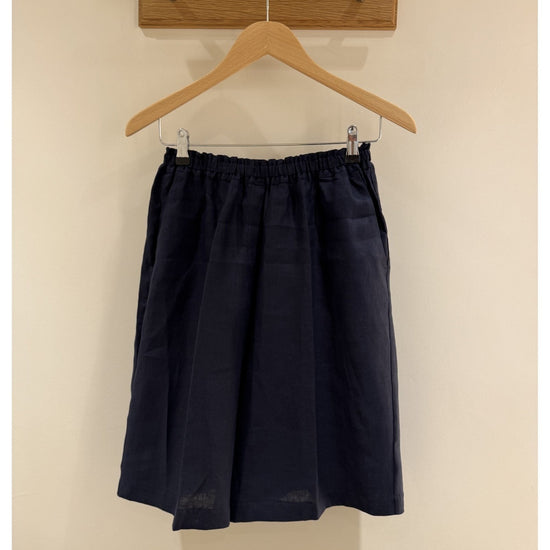 Young Ideas/Henmores - Linen Elasticated Waist Shorts - 0001 Black - 8