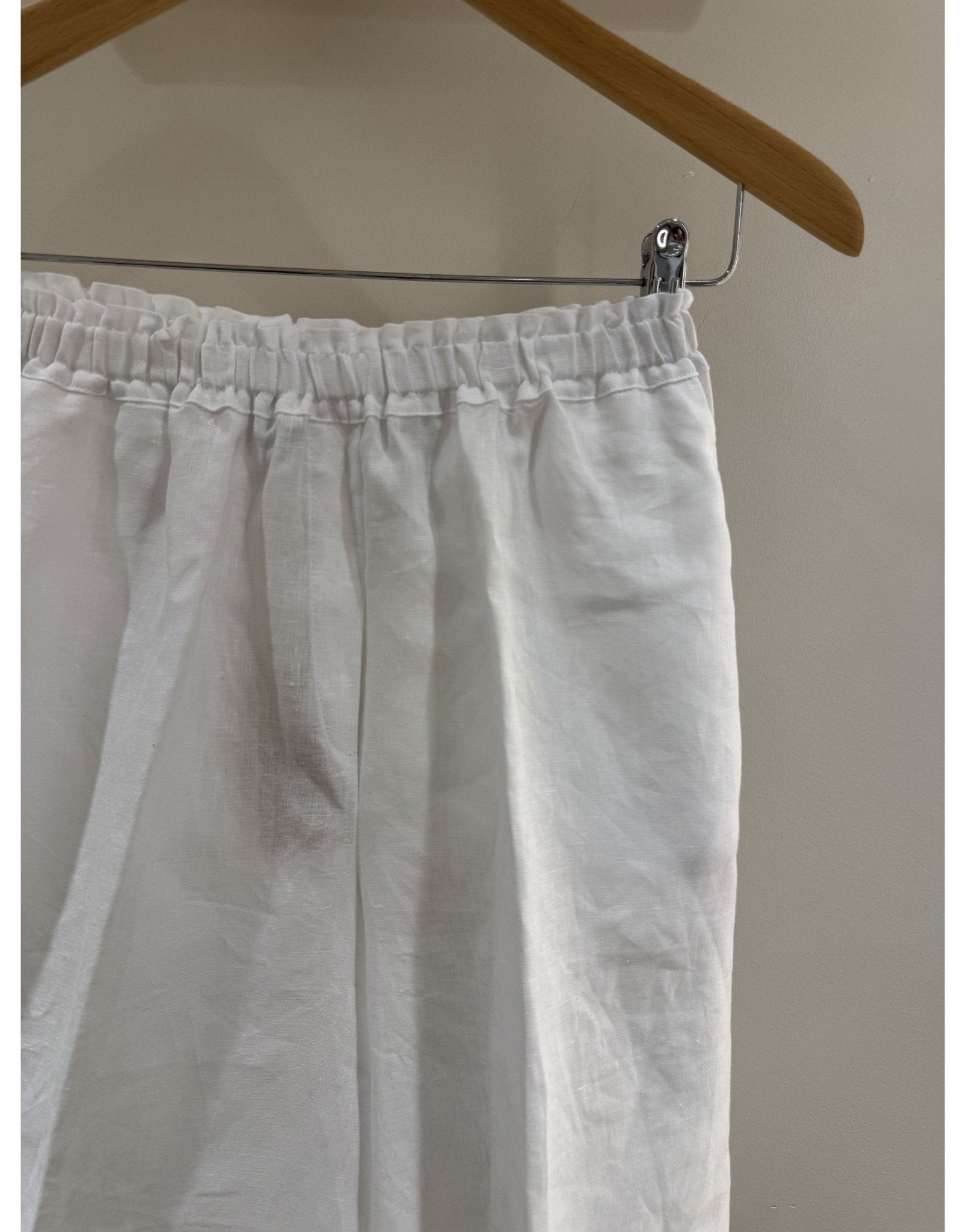 Young Ideas/Henmores - Linen Elasticated Waist Shorts - 0001 Black - 8