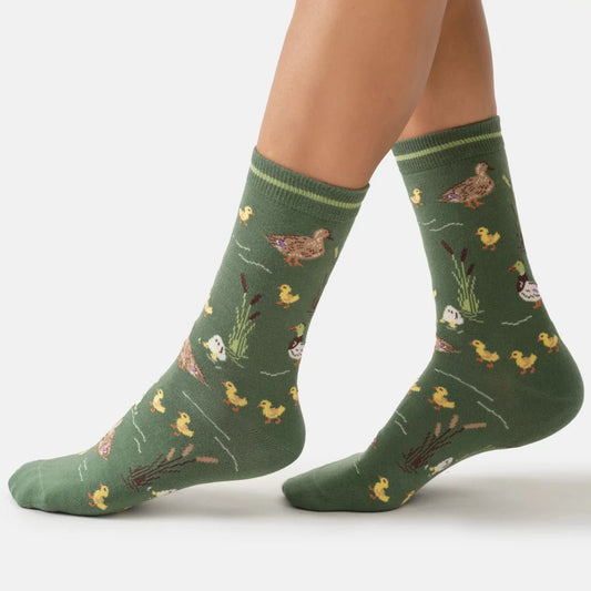 Young Ideas & Henmores -Ducks, Ripples & Reeds Organic Cotton Crew Socks -Fern Green -4-7
