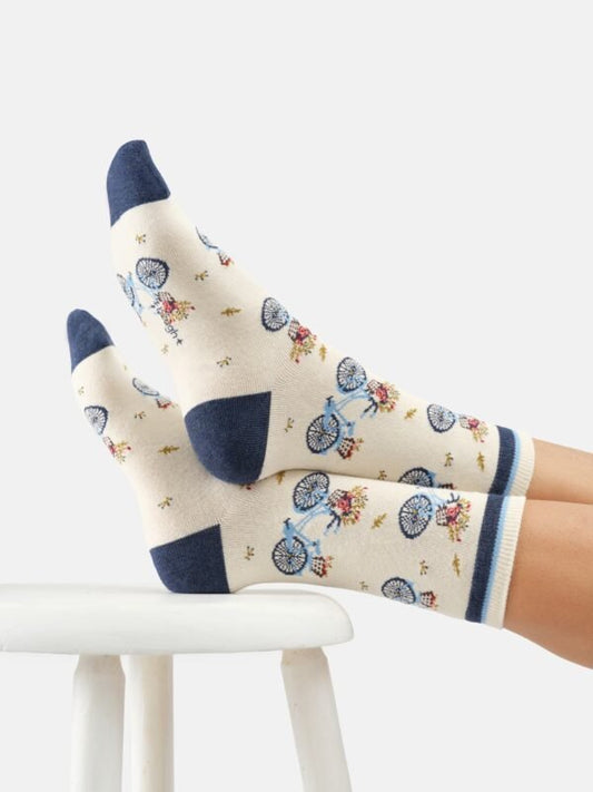 Young Ideas & Henmores -Farmers Market Bike Bamboo Crew Socks -Cotton White -4-7